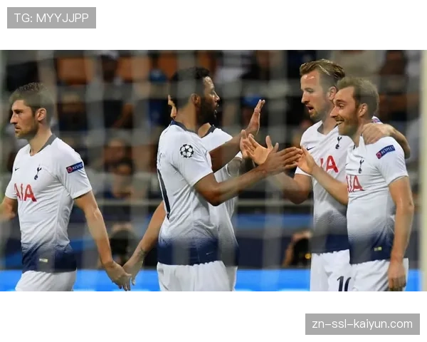 拜仁官方确认穆夏拉大腿肌肉轻微拉伤，将缺席本周关键联赛